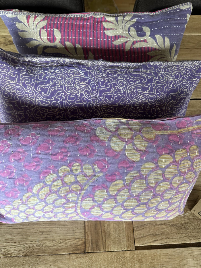 Kantha Trio 16 – 3 Sari pudebetræk 30×50 – Quote Copenhagen